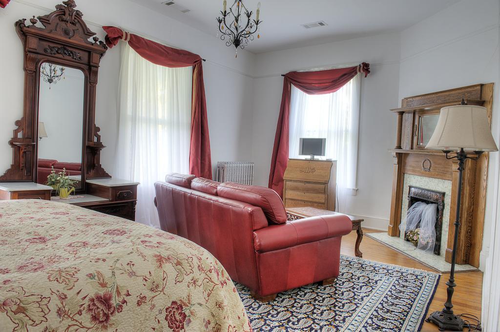 The Jackie O' House Bed And Breakfast Columbus Eksteriør billede